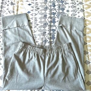 Zara Women’s Cuffed Cropped Pants - NWOT
